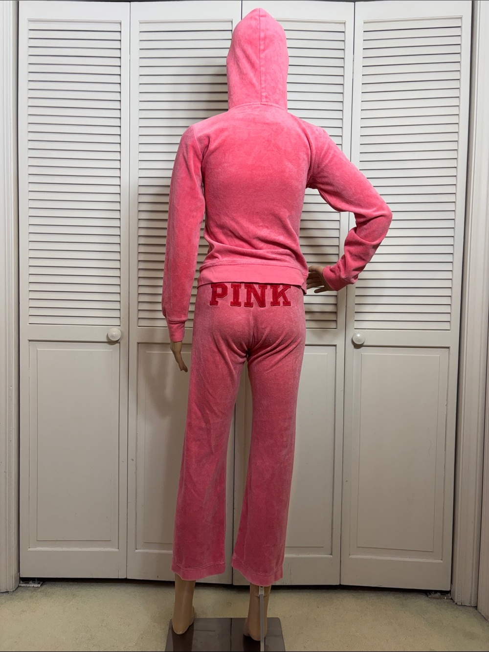 Y2K PINK Victoria's Secret Velour Zip Hoodie & Joggers Set Small - Picture 8 of 12